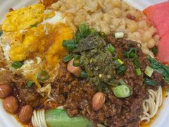 -犟一碗双椒鸡面(得意世界店)