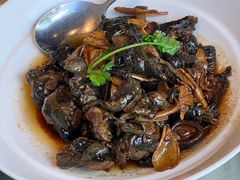 茶油焖黑鸡/只-茶油香闽南菜·花园餐厅(前埔店)