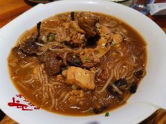 小鸡炖蘑菇-东北人家铁锅炖(鞍山路店)