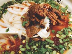 -湘人龙记老长沙米粉(鸟巢店)