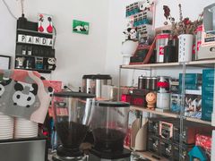 -熊猫一间店欧式奶茶铺