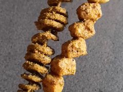 -小魏哥果仁烤面筋