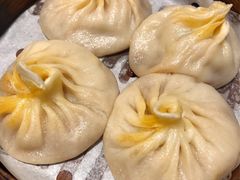 蟹黄汤包-京城小江南·土菜馆·蒸白鱼(东四十条店)