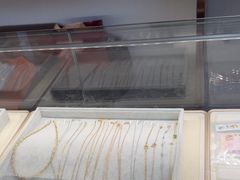 -玉凡奢侈品黄金回收