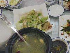 -范饭椰林川湘味海鲜·椰子鸡(三亚湾椰梦长廊店)