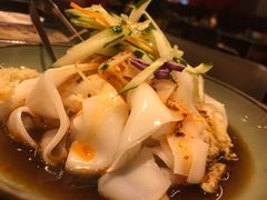 羊毛工镇凉皮-丝路金桃·新疆菜(徐汇店)