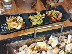 -东来菜馆•手抓海鲜家常菜•海鲜锅贴(鸽子窝店)