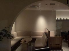 -Hideout Hookah Lounge·隐觅地