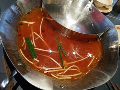 -由衷贵州酸汤牛肉火锅(新桥店)