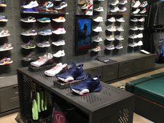 -NIKE武汉品牌体验店