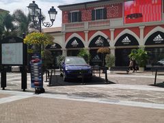 -佛罗伦萨小镇广佛名品奥特莱斯(疏港路店)