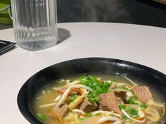 -新仙清汤牛腩(铜锣湾店)