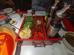 -小龙翻大江文化火锅(宽窄店)