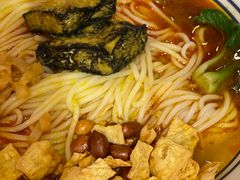 -霸蛮湖南菜·牛肉粉(荣京西街店)