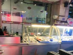 -何师烧烤·香辣蟹·川菜·30年老品牌(太古里旗舰店)