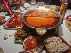 -九鼎轩脆毛肚火锅(三钢里店)