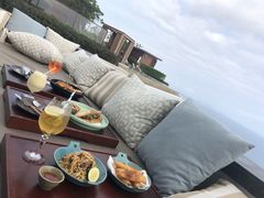 -瑰丽酒店·海吧·天际下午茶·现场DJ·天台酒吧