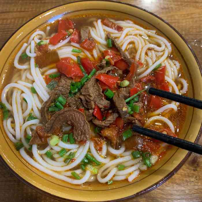 莽子汤粉(南昌总店)-"真的真的很好吃,连辣椒都好吃的汤粉.