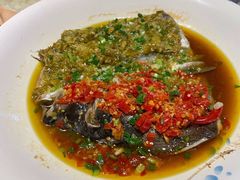 双味剁椒鱼头-味上湘菜馆(岳麓山店)