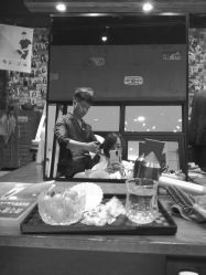 -PE SALON