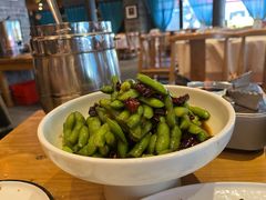 -帅巴人舅母子腊蹄民俗村