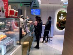 -奈雪的茶(亨特国际广场店)