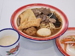 -刘二姐襄阳牛肉面(鸟巢店)