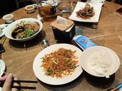 -鑫小城故事·藕汤·家常菜(台北一路总店)