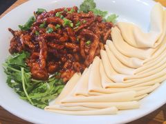 京酱肉丝-壹零捌道·北京烤鸭(车公庄店)