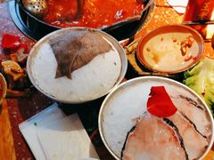 -赵美丽·重庆社区火锅·直营店(火车东站·中豪国际店)