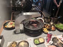 -草家酱蟹炭火烤肉店(珲春南路一店)