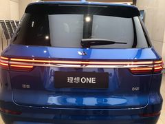 -理想汽车(世纪汇店)