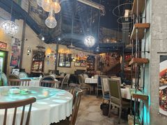 -临界音乐酒馆·小龙虾·江湖菜(华熙LIVE·鱼洞店)