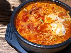 辣牛肉汤-吴草鸡爪오초닭발韩食堂(融恒盈嘉中心店)