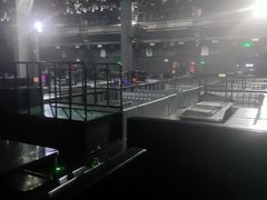 -赛博LIVE SHOW酒吧