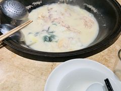 -陈大锅·岳阳鱼馆·地道岳阳菜(美食街店)