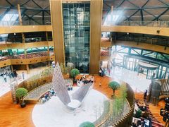 -上海滴水湖皇冠假日酒店