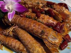 -嗨辣小聚·盘锦河蟹·海鲜烧烤龙虾(盘锦十年好店)