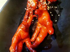 连骨头都不剩的鸡爪-佬肥猫(周浦万达店)