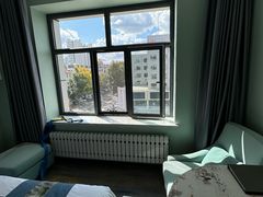 -贝尔大酒店(海拉尔伊仕丹购物广场店)