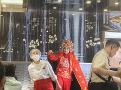 -海底捞火锅(长宁路龙之梦店)