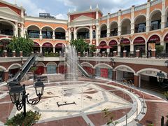 -佛罗伦萨小镇广佛名品奥特莱斯(疏港路店)