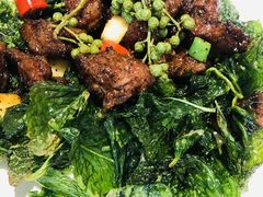 九层塔牛肉粒-青梅酒肆PLUS(长白仙岛北路店)
