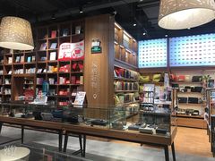 -百新书局(尚悦湾店)