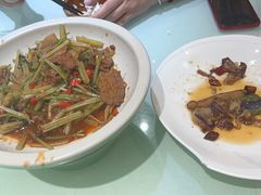 小炒黄牛肉-粗茶淡饭•陕菜•家常菜