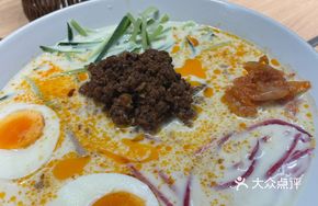 White Jade Tofu Milk Noodles