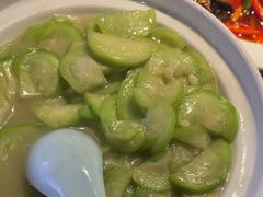 -川流不息·地道川菜·小龙虾(新松江路店)