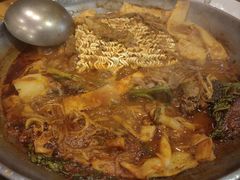 -喇喇排骨火锅·传统韩式脊骨汤(望京西园总店)