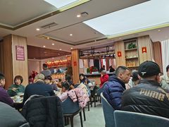 大堂-有红鸡毛店·川菜(建设路店)