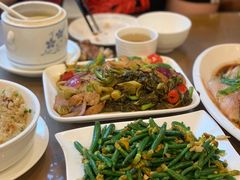 咸酸菜炒猪大肠-大唐靓汤江门私房菜(景田店)